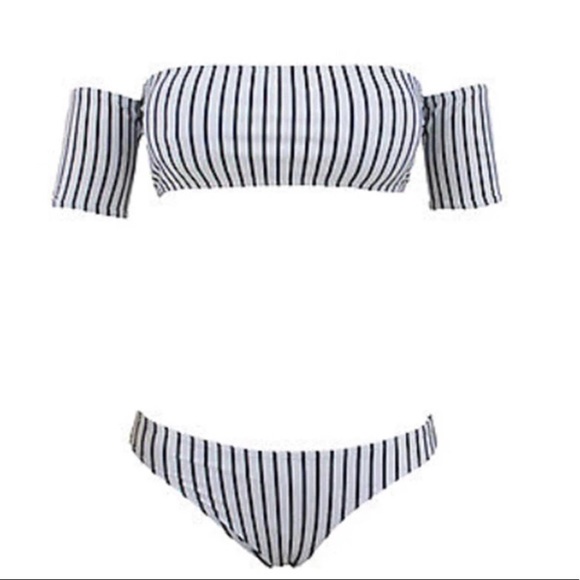 🌟TWO LEFT🌟 striped off shoulder bikini - Picture 2 of 3